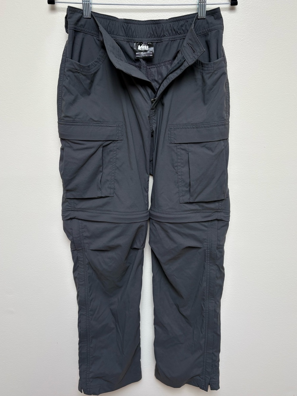 REI Co-op Men’s 28x30 Convertible Hiking Cargo Pants Zip Off Shorts Gray